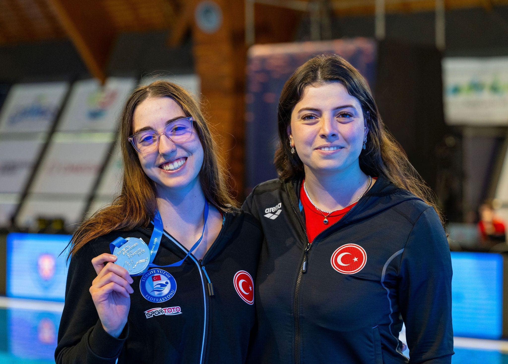 Türk Yüzme tarihinde bir ilk ! Artistis Yüzme Comen Cup 2025'te tarihi bir başarıya imza attık. 