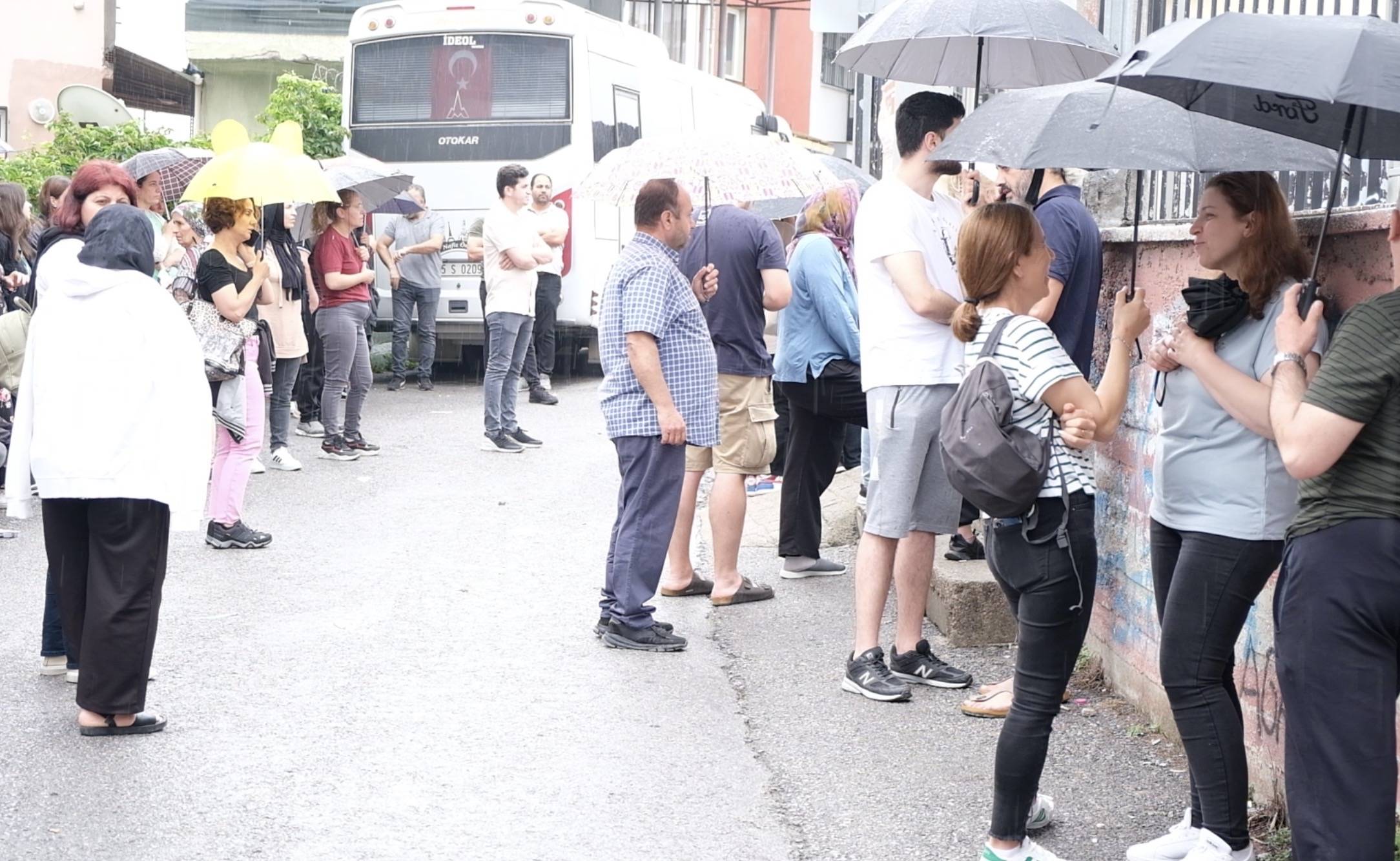 İzmir’de YKS Öğrenci ve Velileri Mağdur Oldu !
