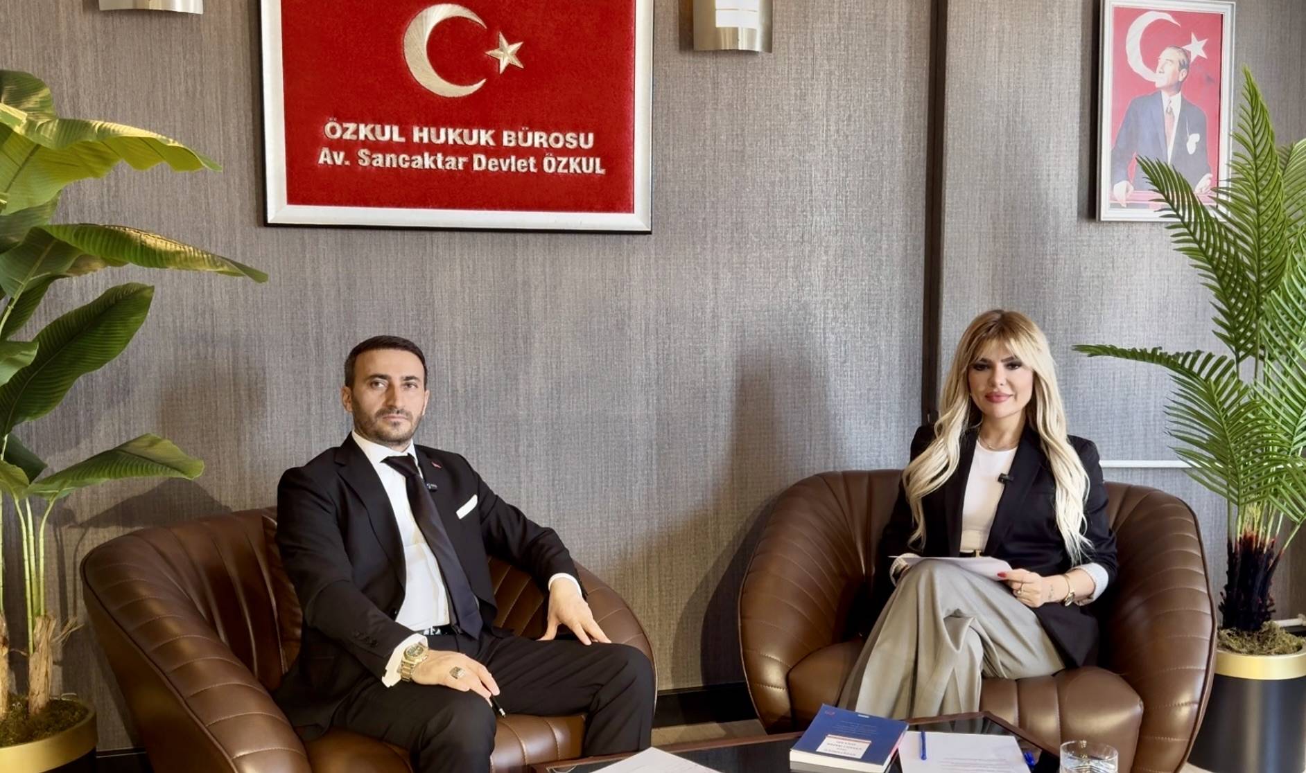 Av. Sancaktar Devlet Özkul ve Hakim Eshat Özkul’un kaleme aldığı 'Uyuşturucu veya Uyarıcı Madde Suçları' isimli kitabının ikinci baskısı raflarda yerini aldı. 