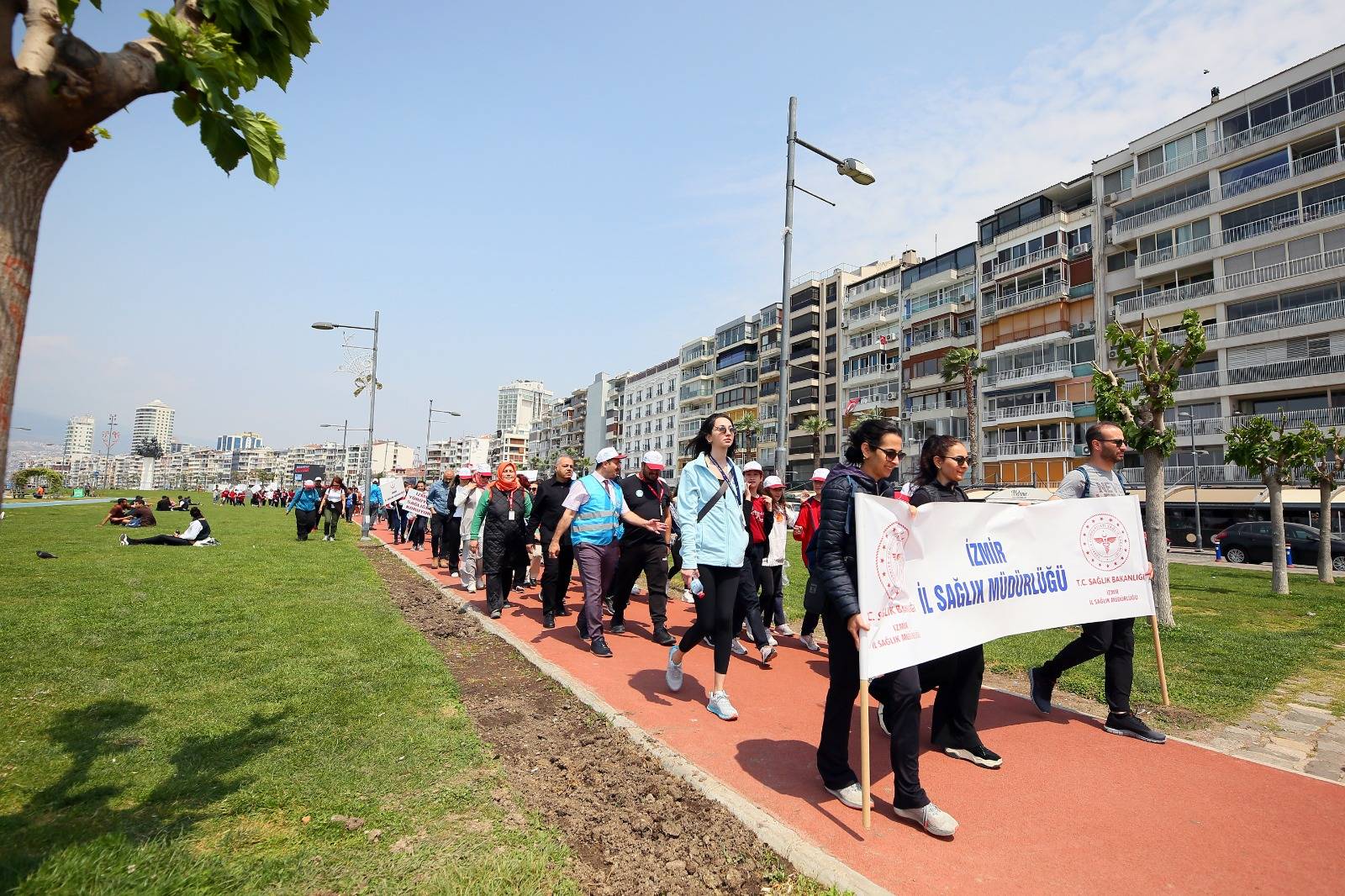 Sağlık için Hareket Edildi.